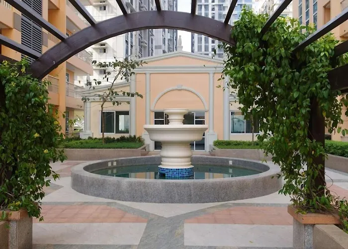 公寓 Venice Luxe Stay, Type, Queen Size Bed, Fast Wifi Near Bgc
