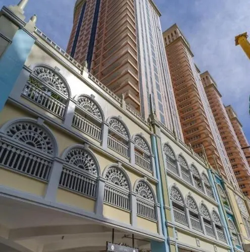 Venice Luxe Stay, Type, Queen Size Bed, Fast Wifi Near Bgc *