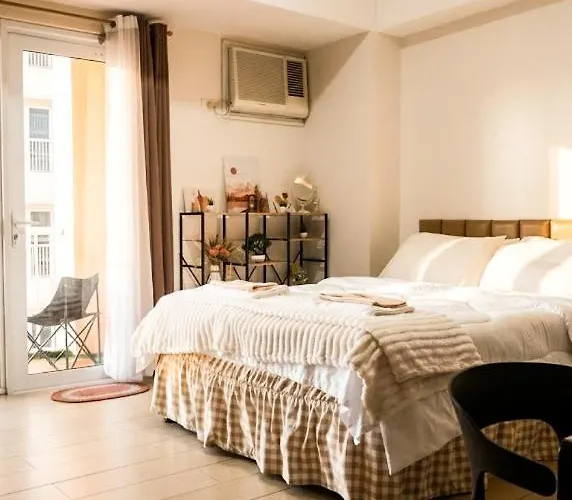 Venice Luxe Stay, Type, Queen Size Bed, Fast Wifi Near Bgc *