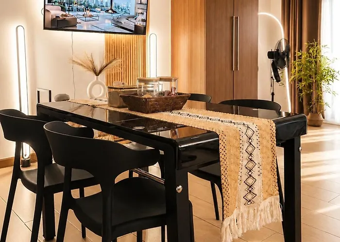 Venice Luxe Stay, Type, Queen Size Bed, Fast Wifi Near Bgc *